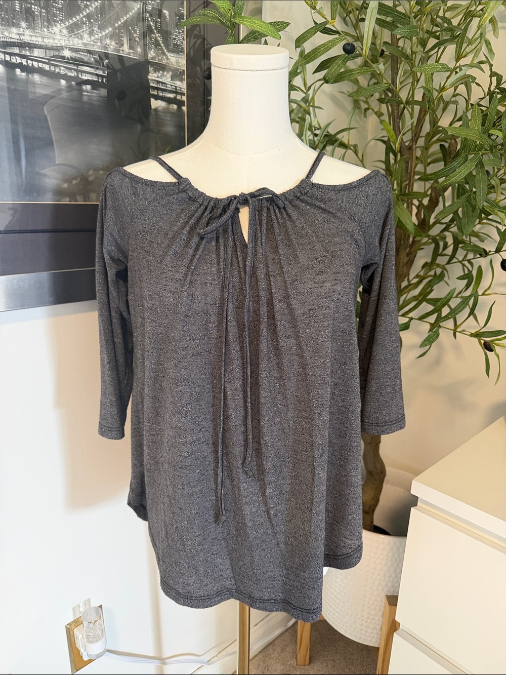 Kismet Grey Metallic Cold Shoulder Tie Neck Top Size L/G
